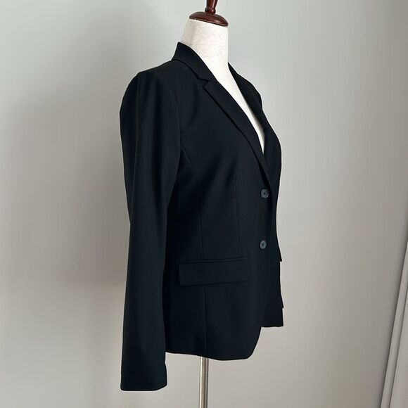 Ann Taylor Women’s Single-breasted Black 2 Buttons Blazer Office Size 8 EUC - Picture 4 of 12